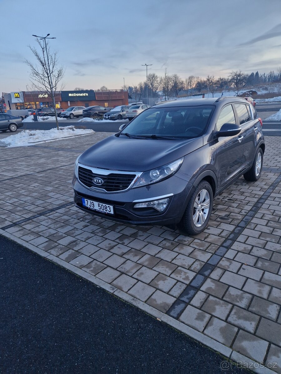 Kia Sportage 2.0nafta 4×4 AWD automat