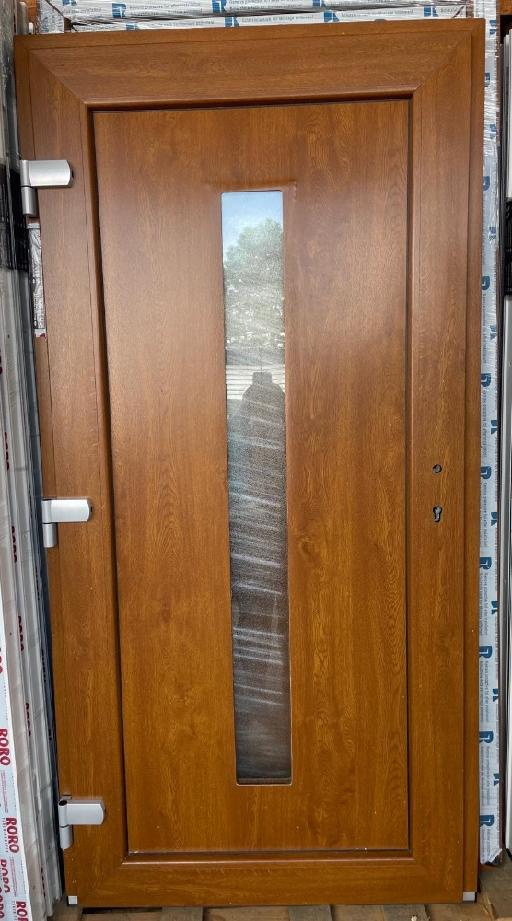 vchodové plastové dveře otvíravé ven