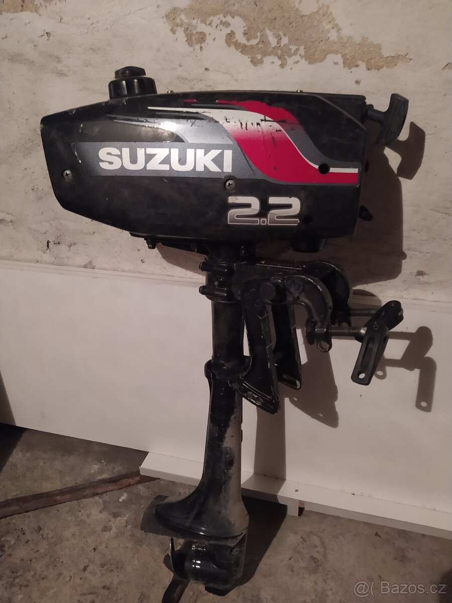 Lodní závěsný motor Suzuki