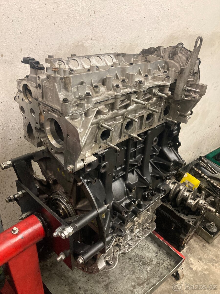 Motor Renault tarafic 2,0 dci