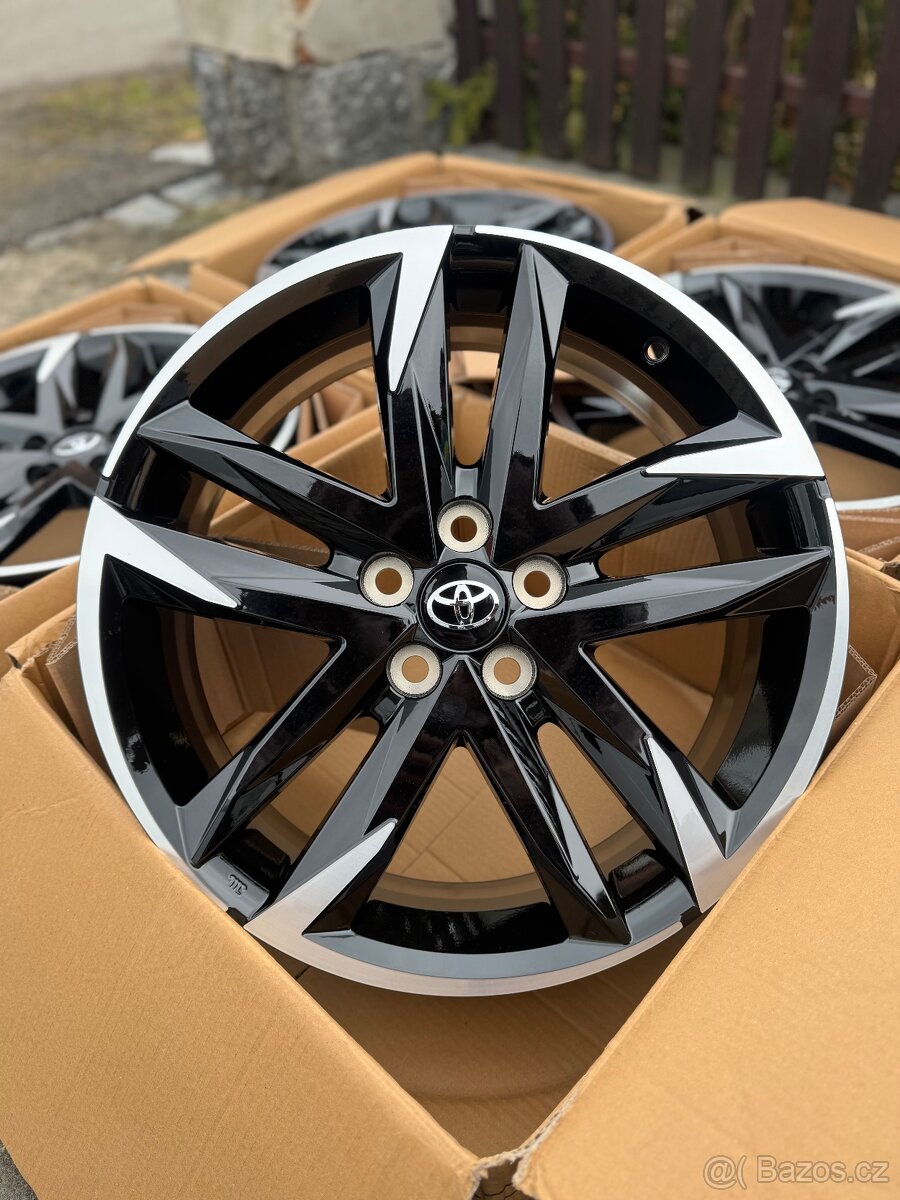 NOVÉ ORIGINÁL Alu TOYOTA CH-R, RAV - R19, 5x114.3