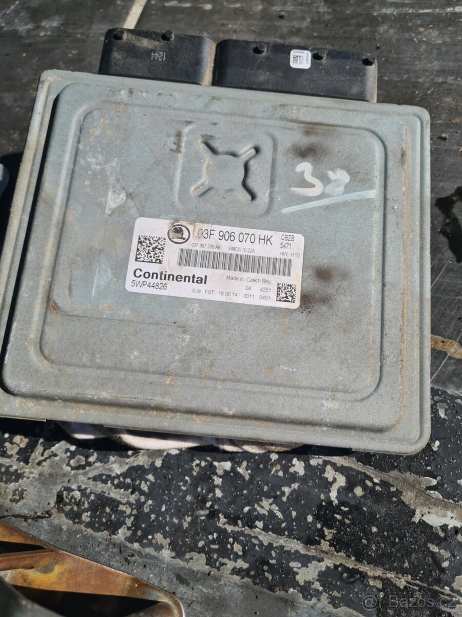 Řídící jednotka motoru 1,2tsi kód 03F906070HK