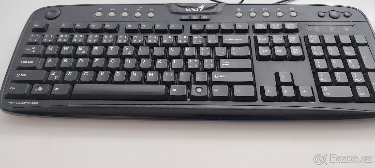 Prodám levně plně funkční klávesnicí Génius KB 320 e