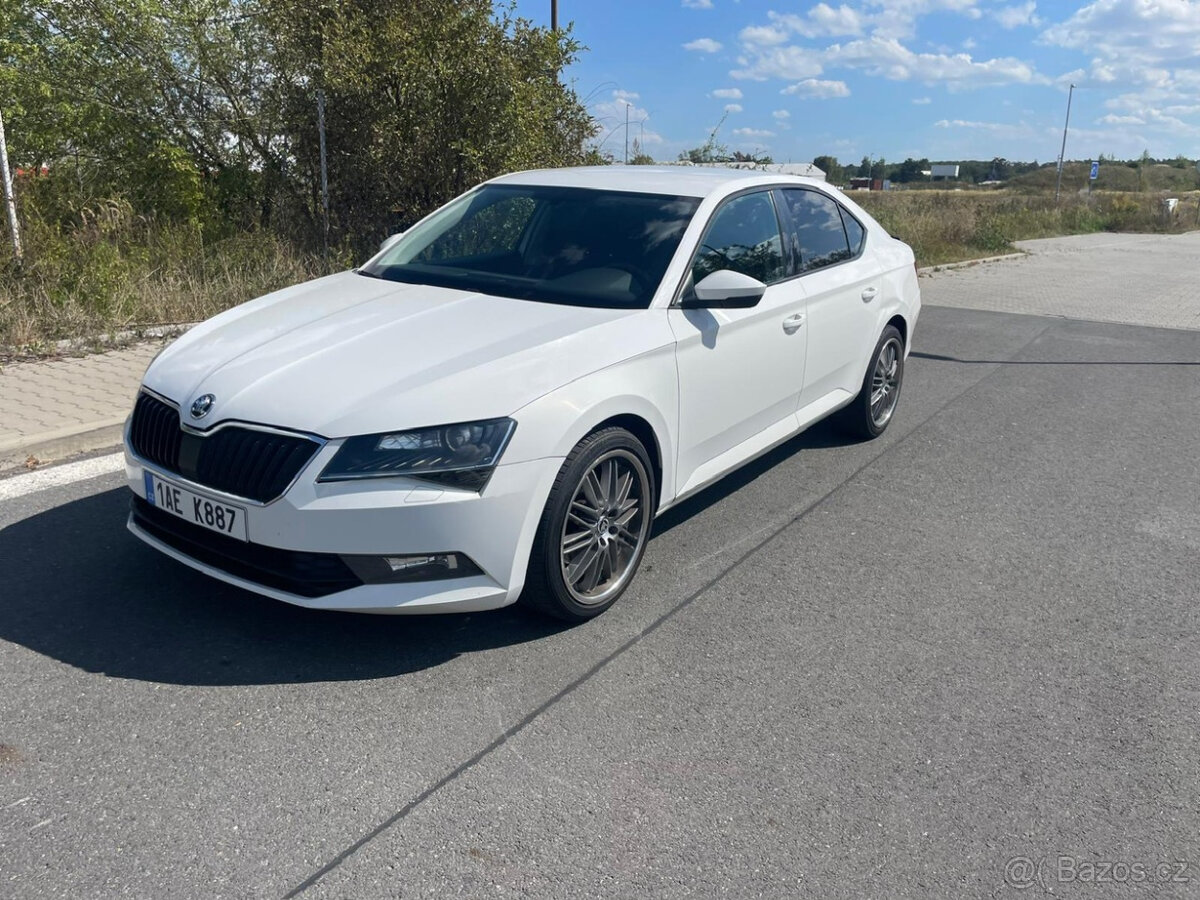 Škoda Superb III 2.0 TDi - Auto na splátky bez registru