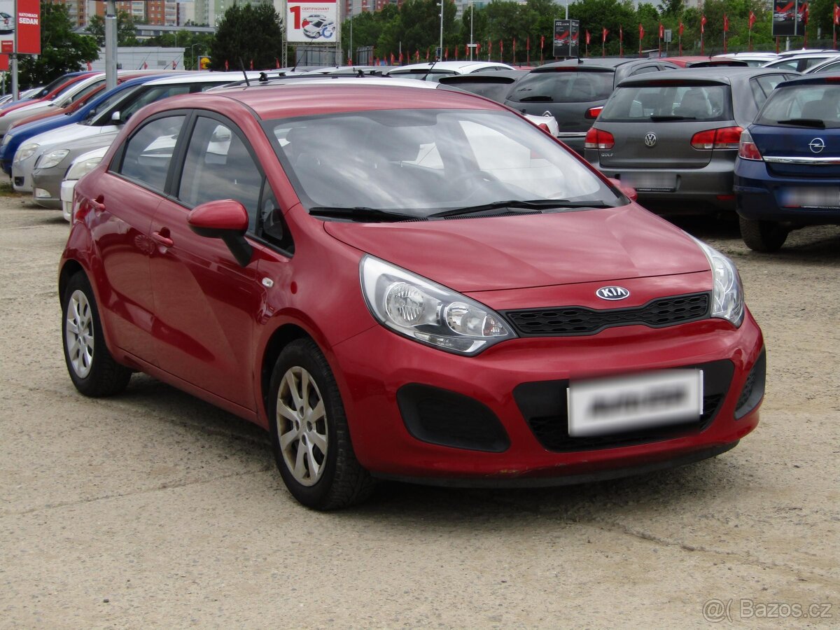 Kia Rio 1.25 i ,  64 kW benzín, 2013