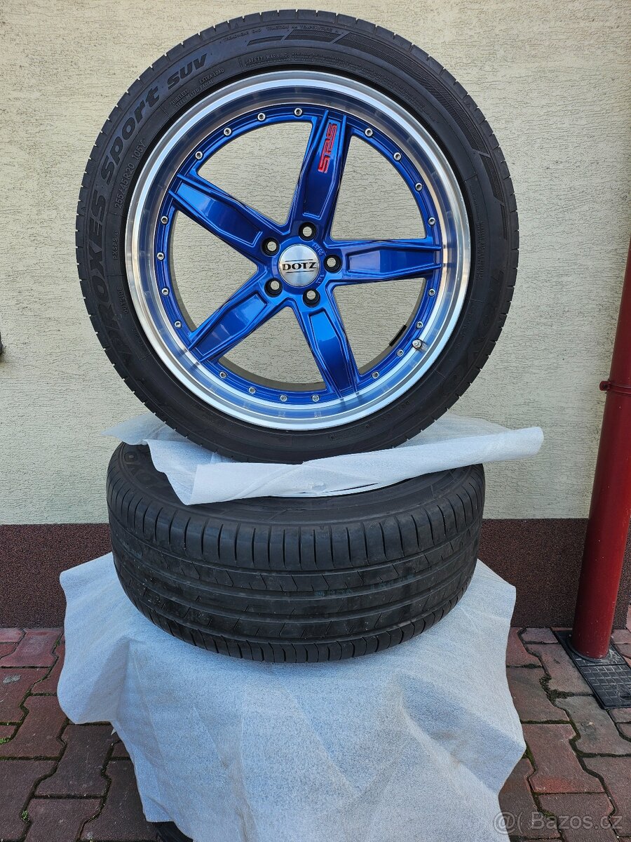 ALU kola DOTZ s PNEU TOYO