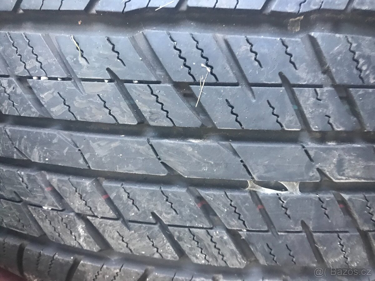 Letní pneu 265/65/18 čtyři kusy Dunlop