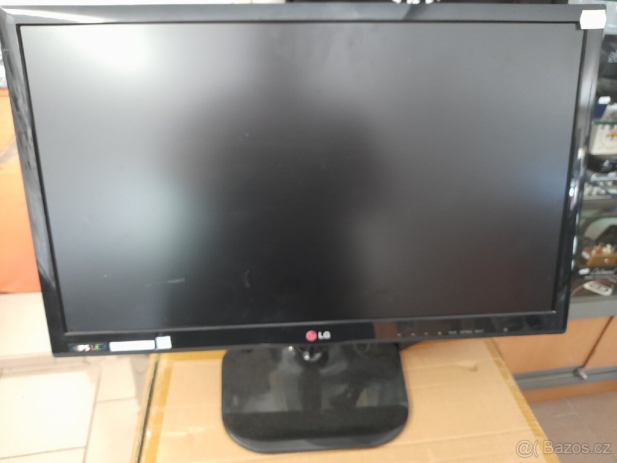 TV LG 24MT55D-PZ