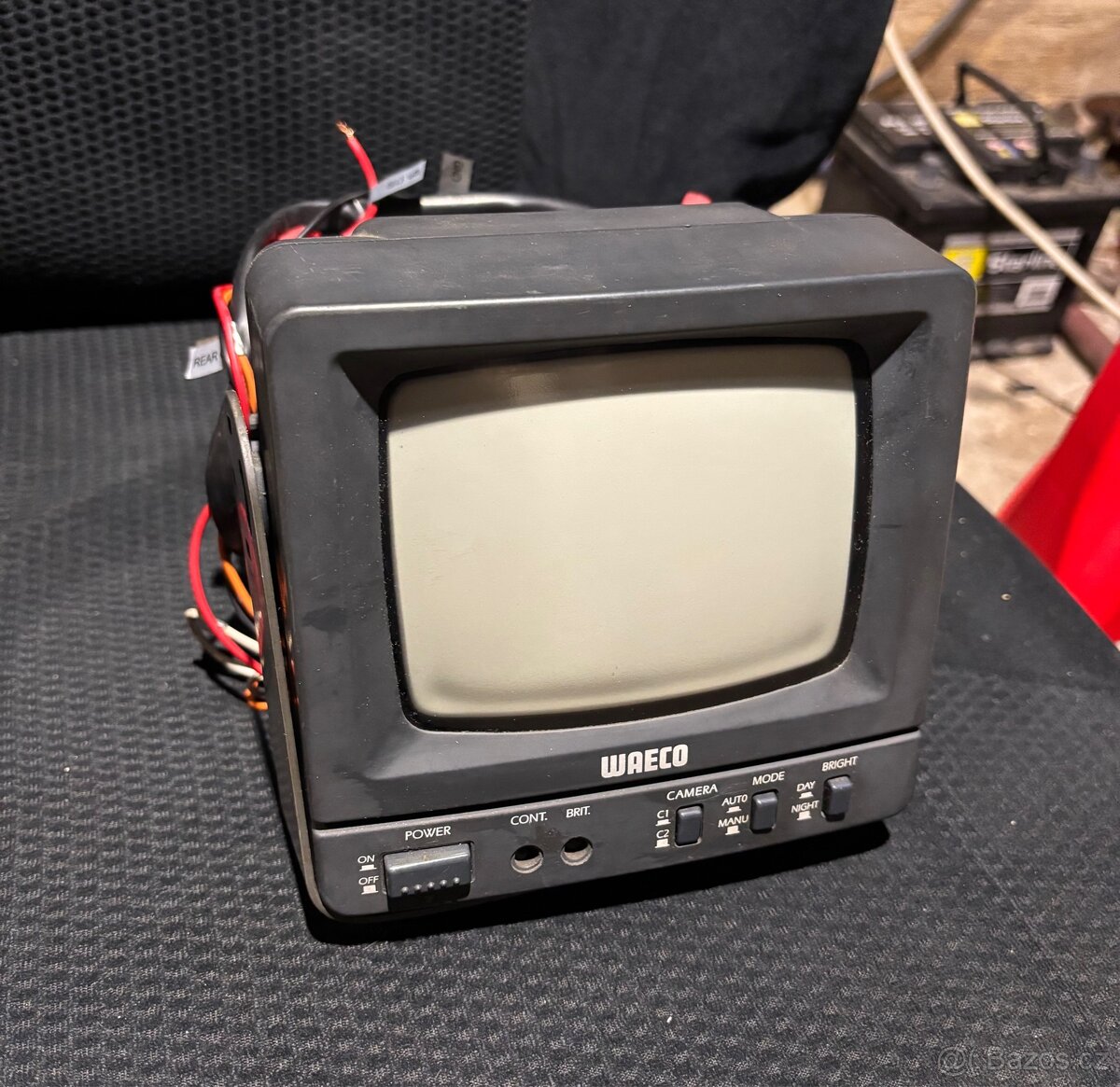 Dobový monitor / televize 12/24v