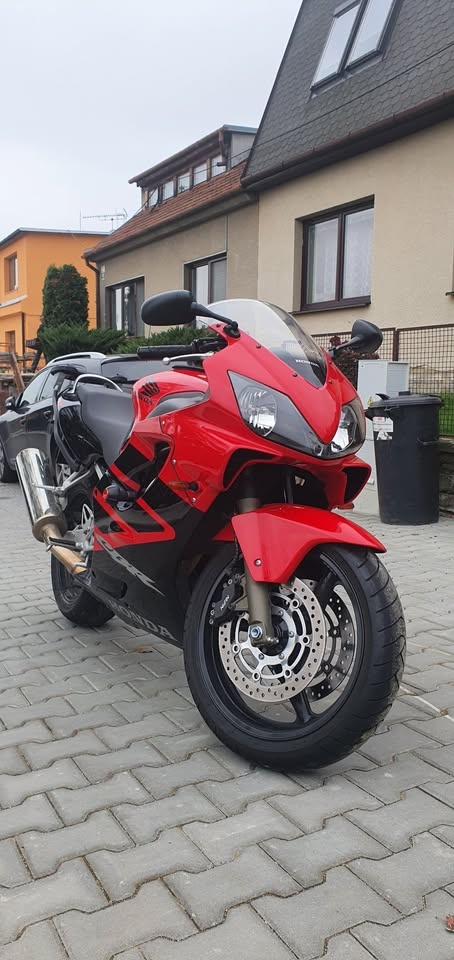 Honda CBR 600F
