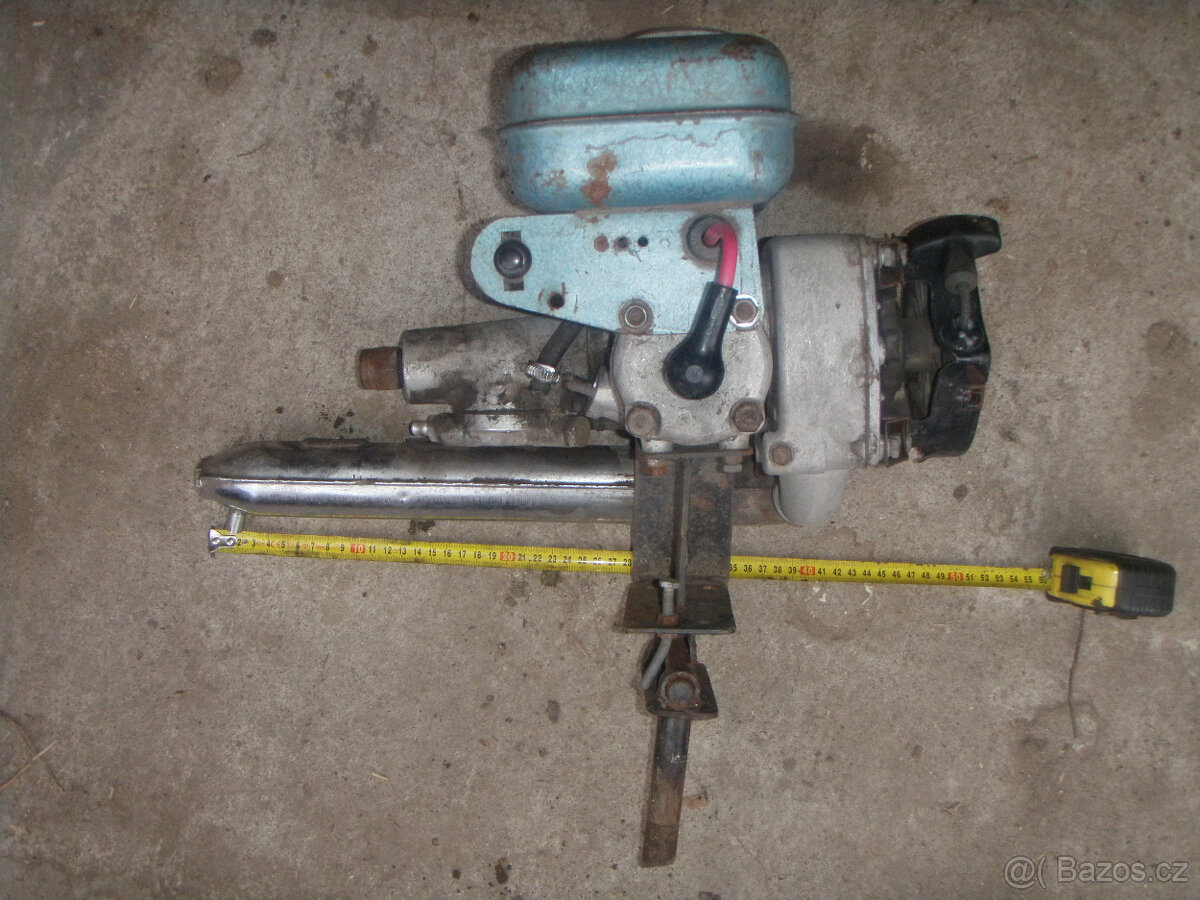 Lodní motor DDR simson? 5 HP Historický kus. čti popis