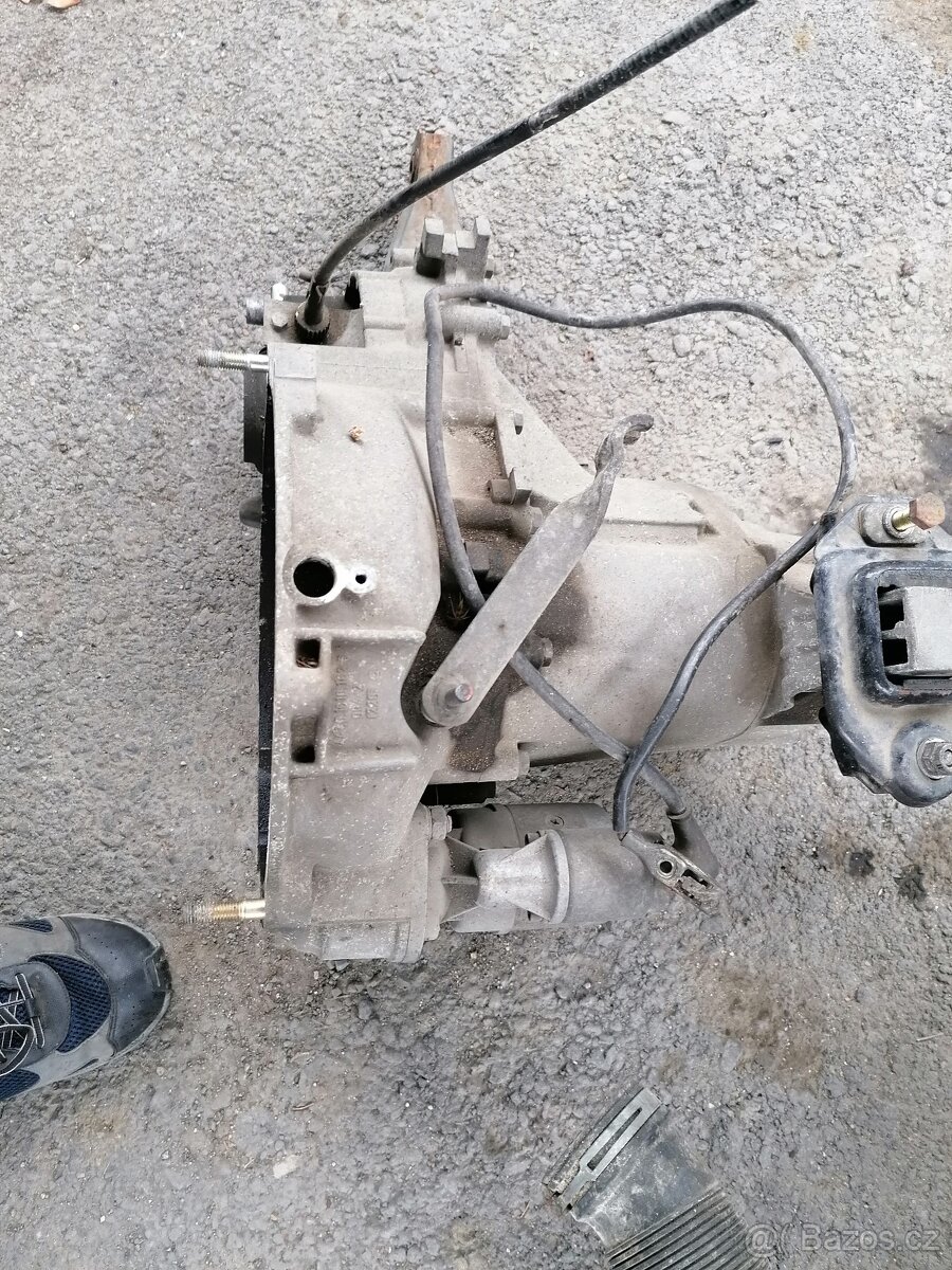 Startér Škoda Felicia 1.3 MPI