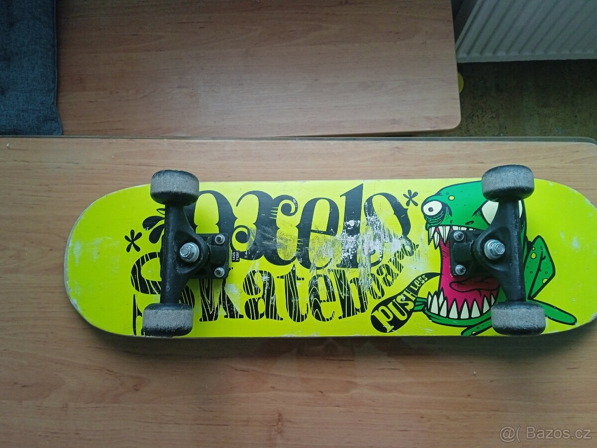Skateboard