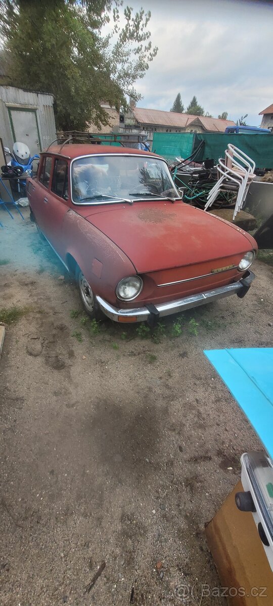 Škoda 100 rok 1972 s českými doklady.