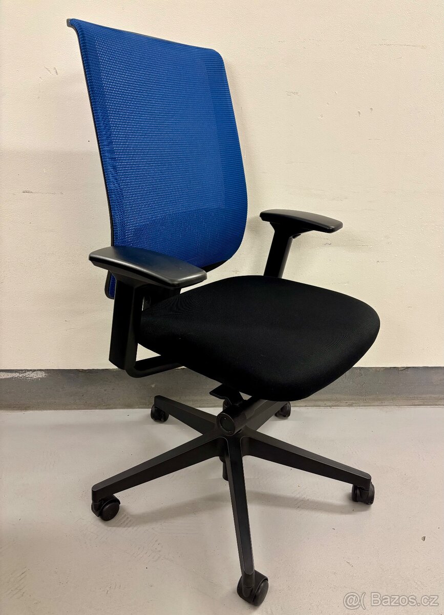 Kancelářská židle Steelcase Reply Air