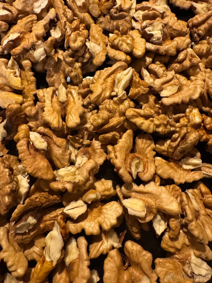 Vlašské ořechy - loupané