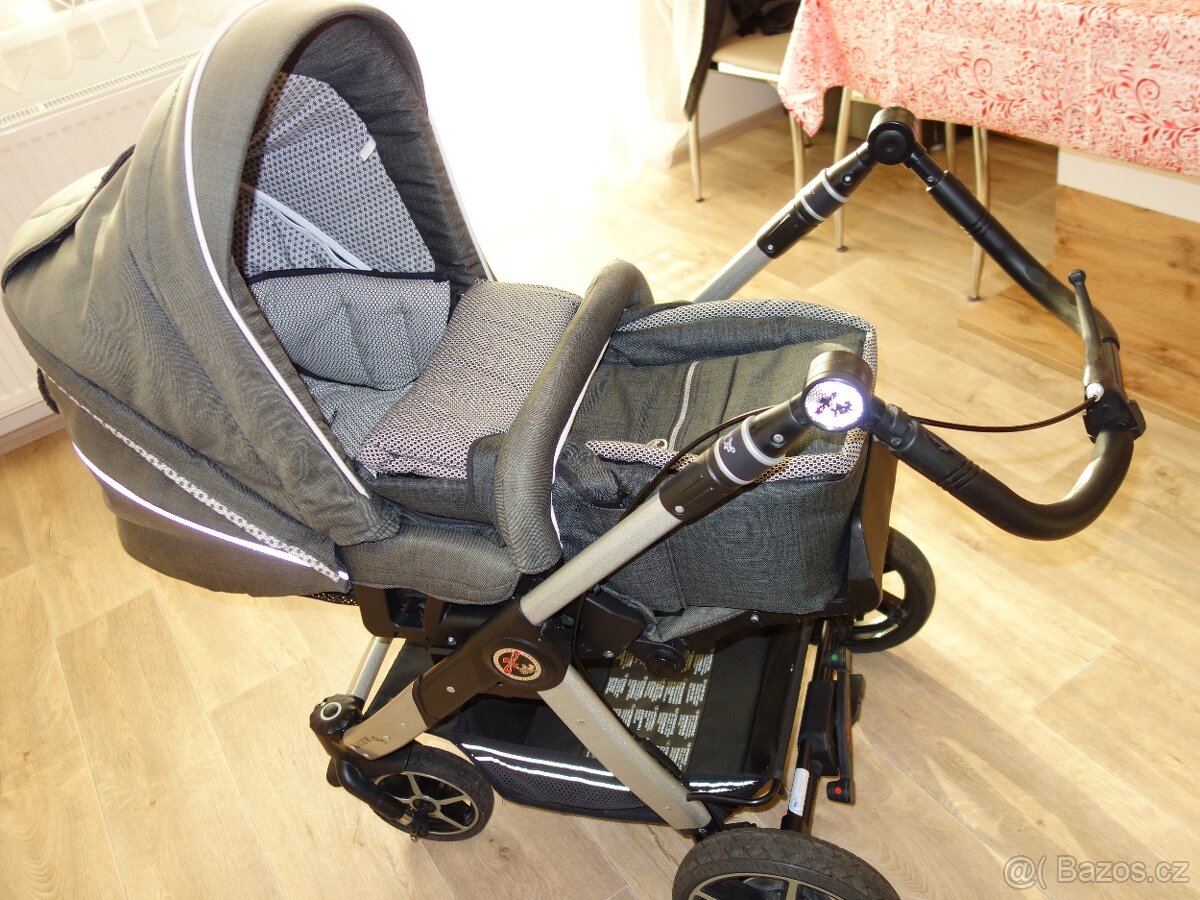 Prodám dětský kočárek zn. HARTAN RACE GT