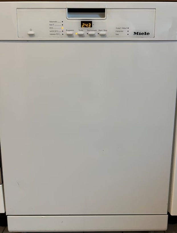 Myčka Miele, volně stojící