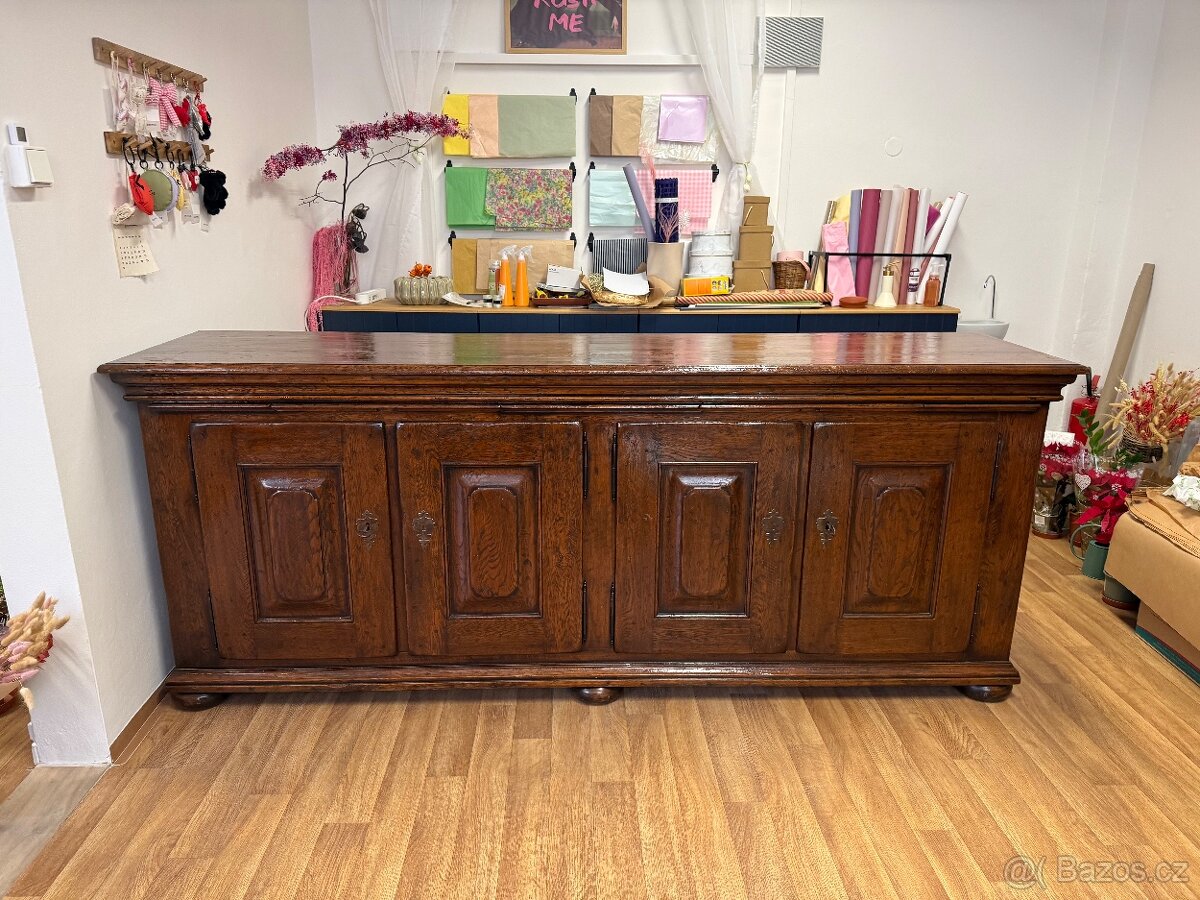Starožitný pokladní pult / komoda