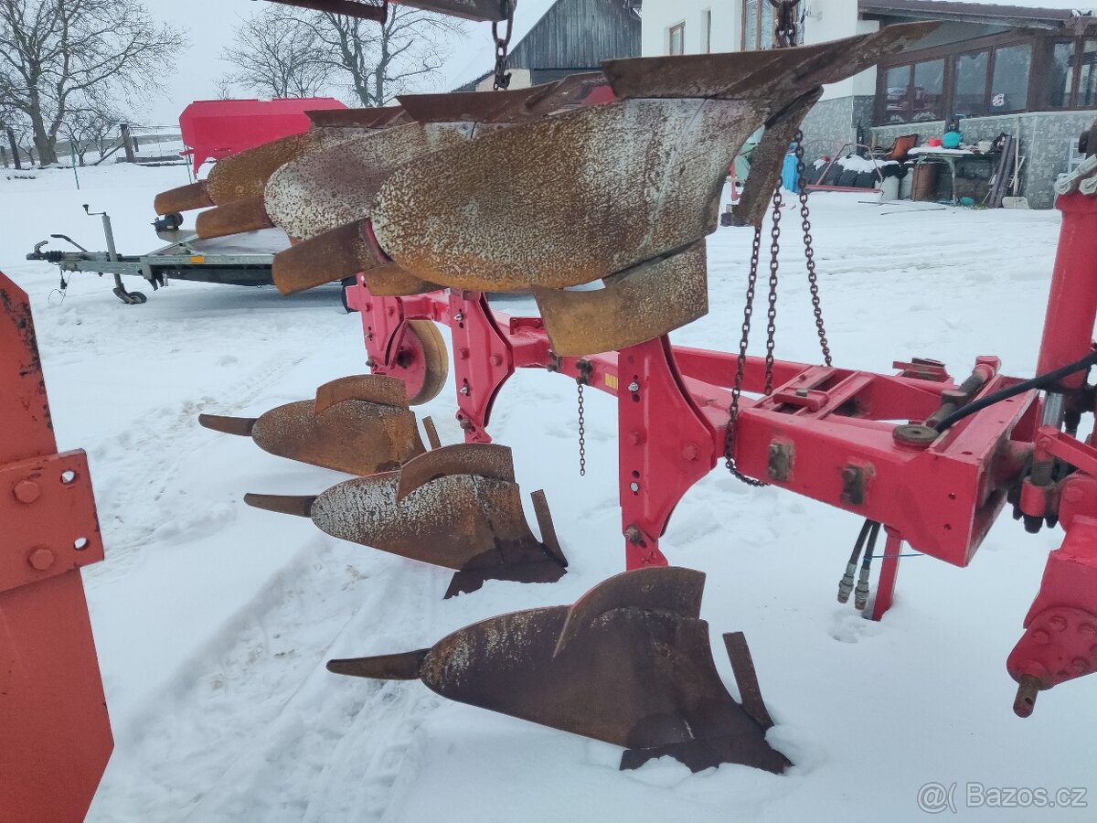 Tříradličný pluh Niemeyer