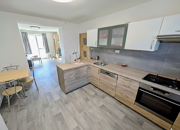 Prodej rekonstruovaného bytu 2+kk s lodžií v Uherském Brodě