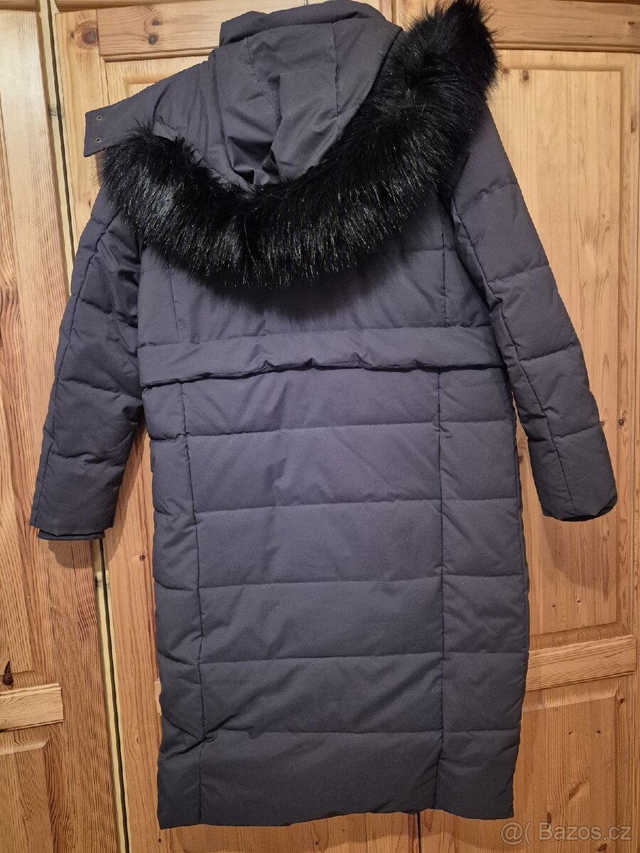 Dámský zimní kabát