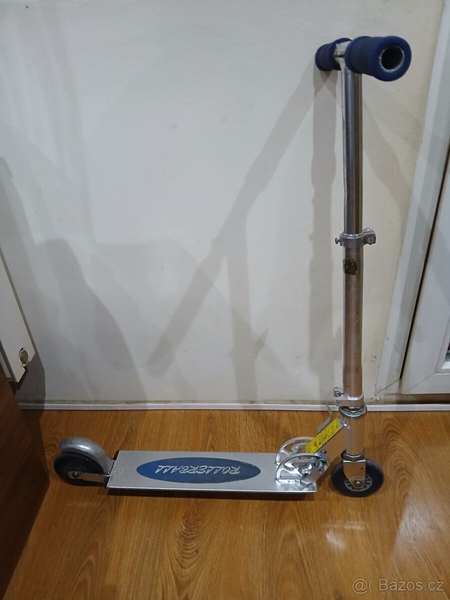 Dětská koloběžka Rollerball – skládací, hliníková