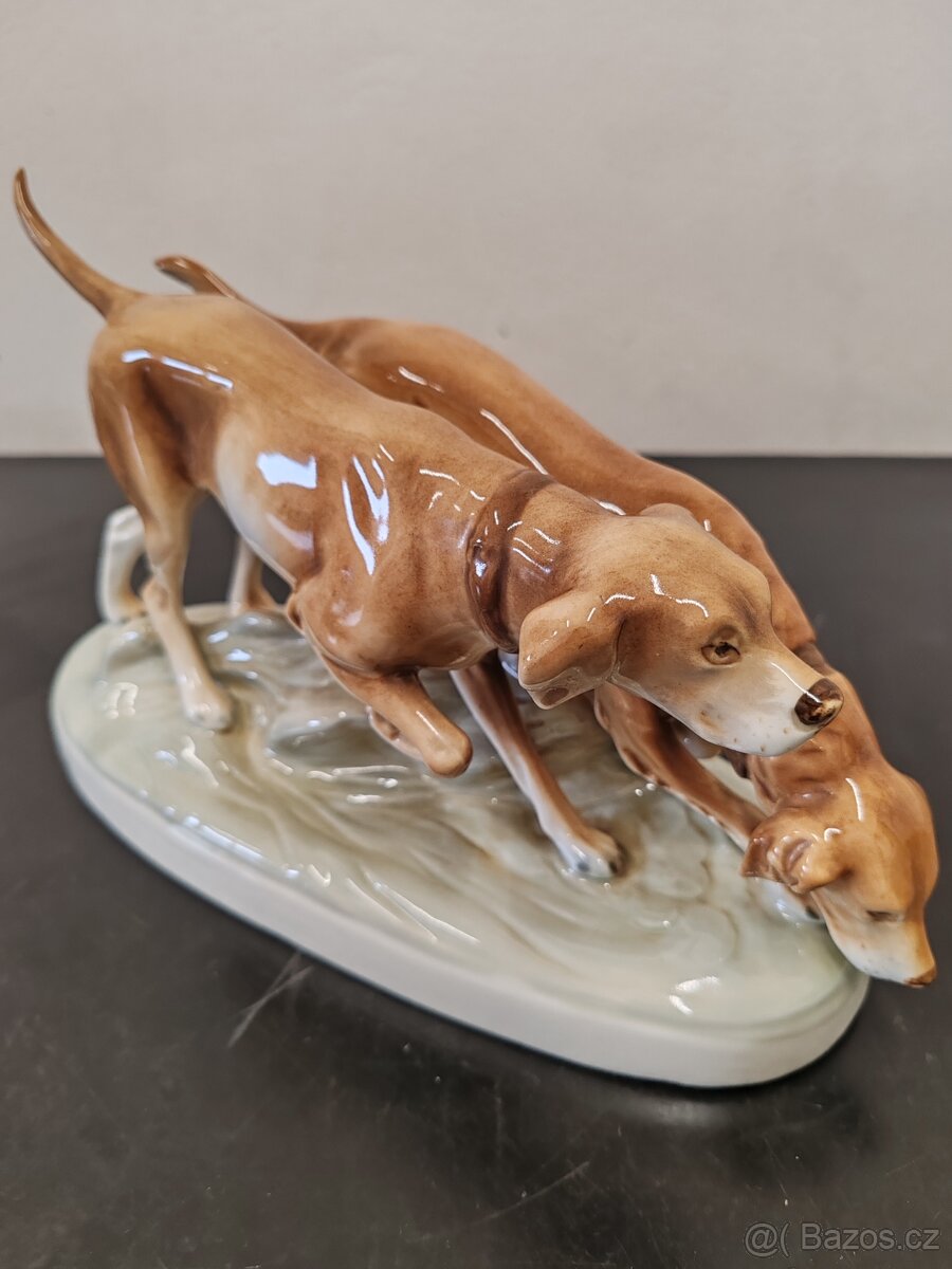 Soška porcelánová "Psi na stopě"