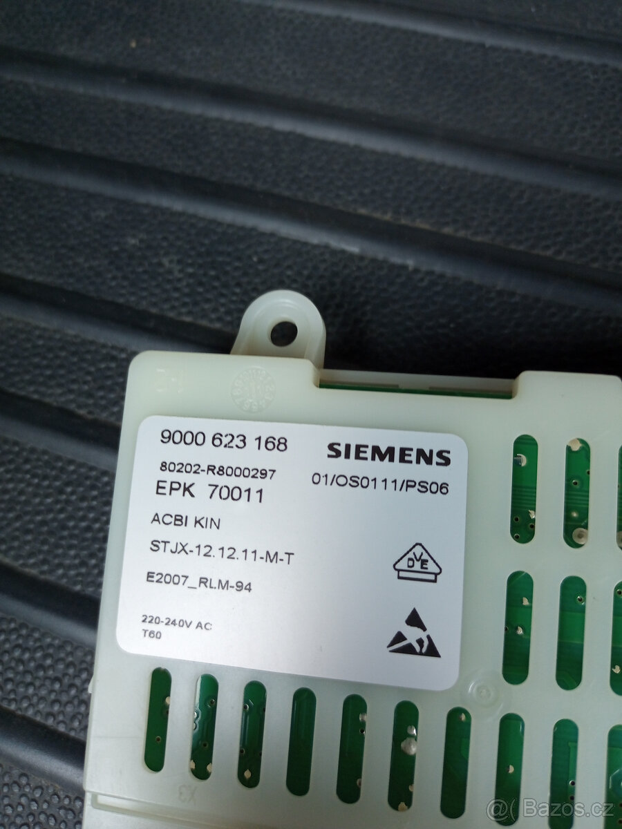 elektronika z vestavěné lednice