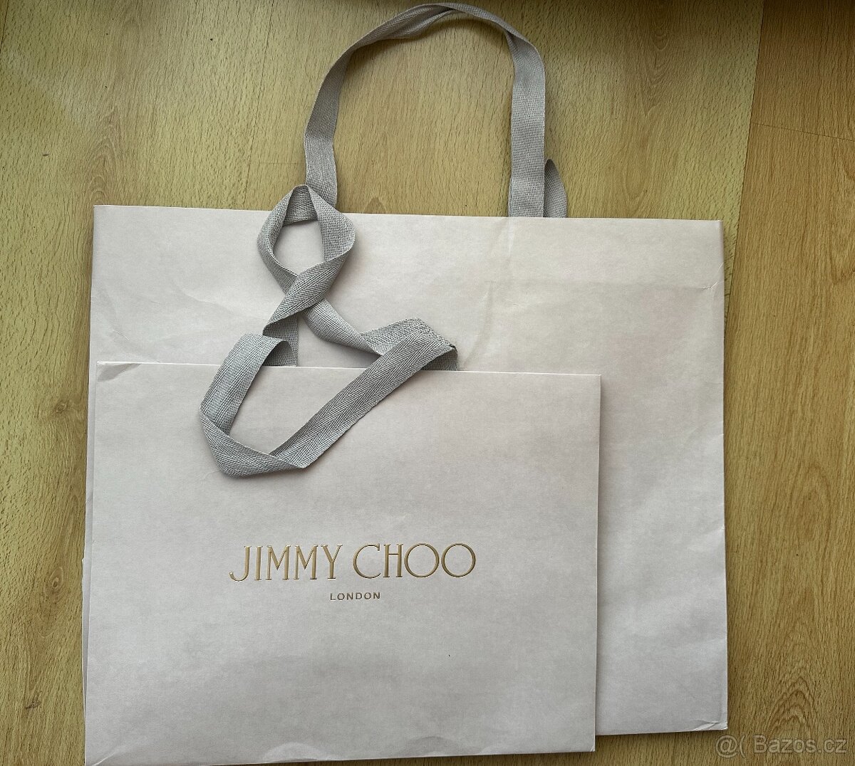Papírové tašky značky JIMMY CHOO