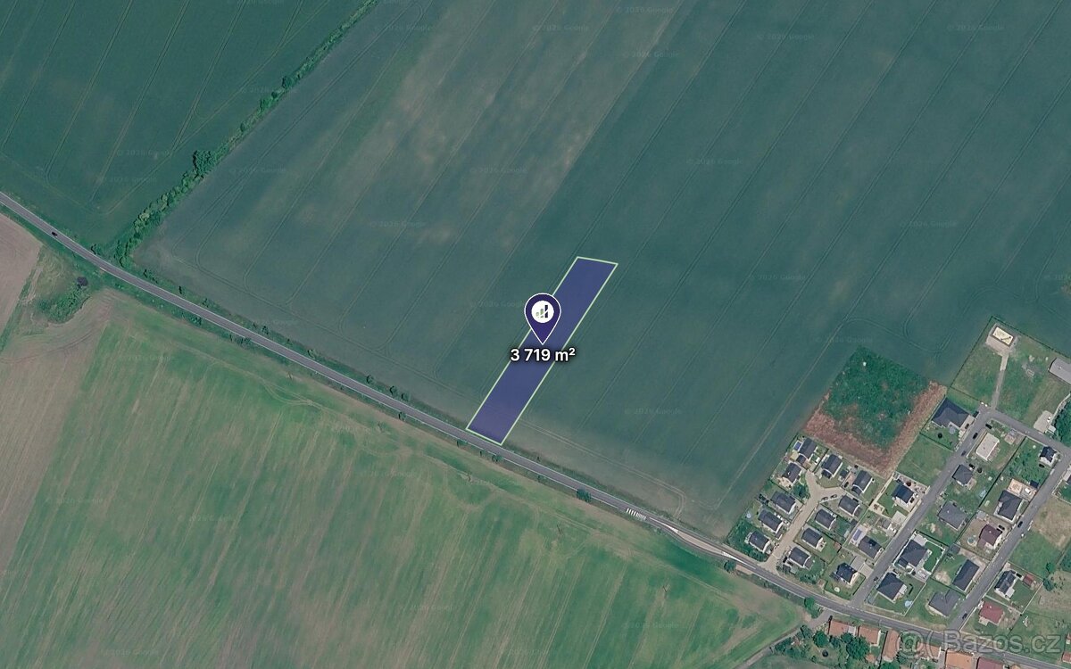 Prodej podílu 1/12 pole 989 m², Pečky