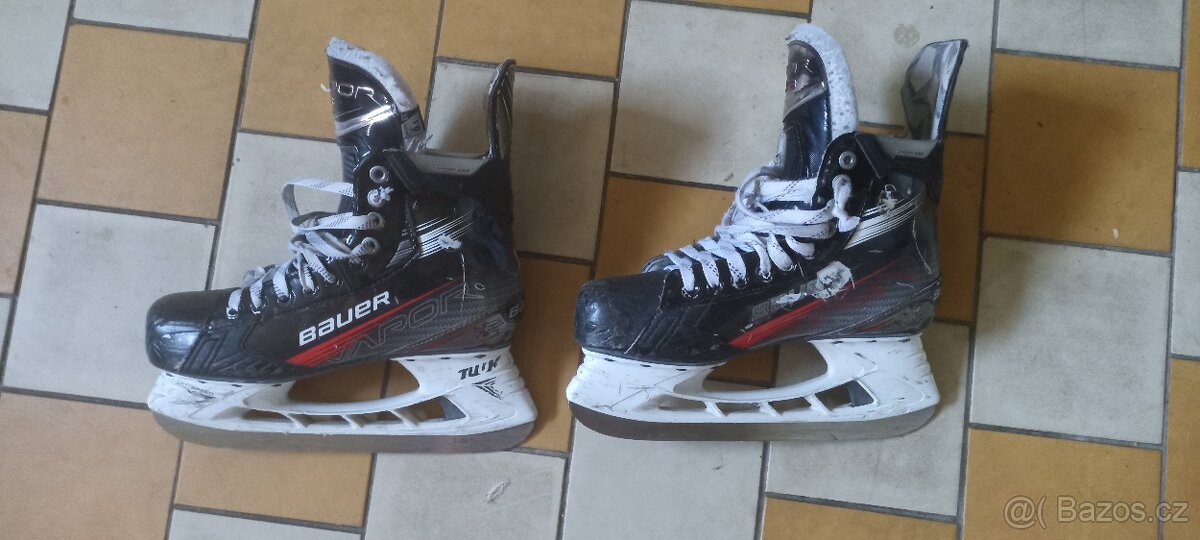 Brusle Bauer Vapor X3