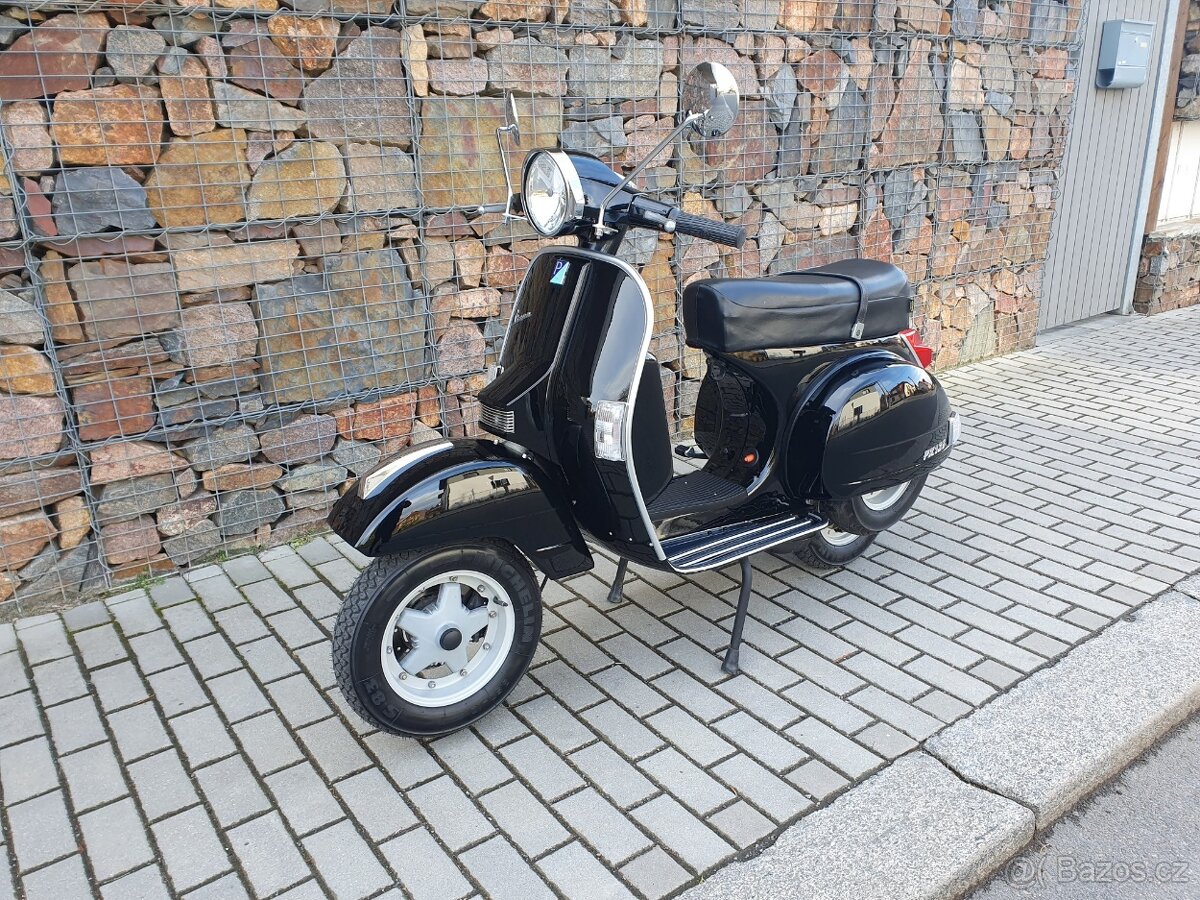 Piaggio Vespa PX 125, r.v. 2002