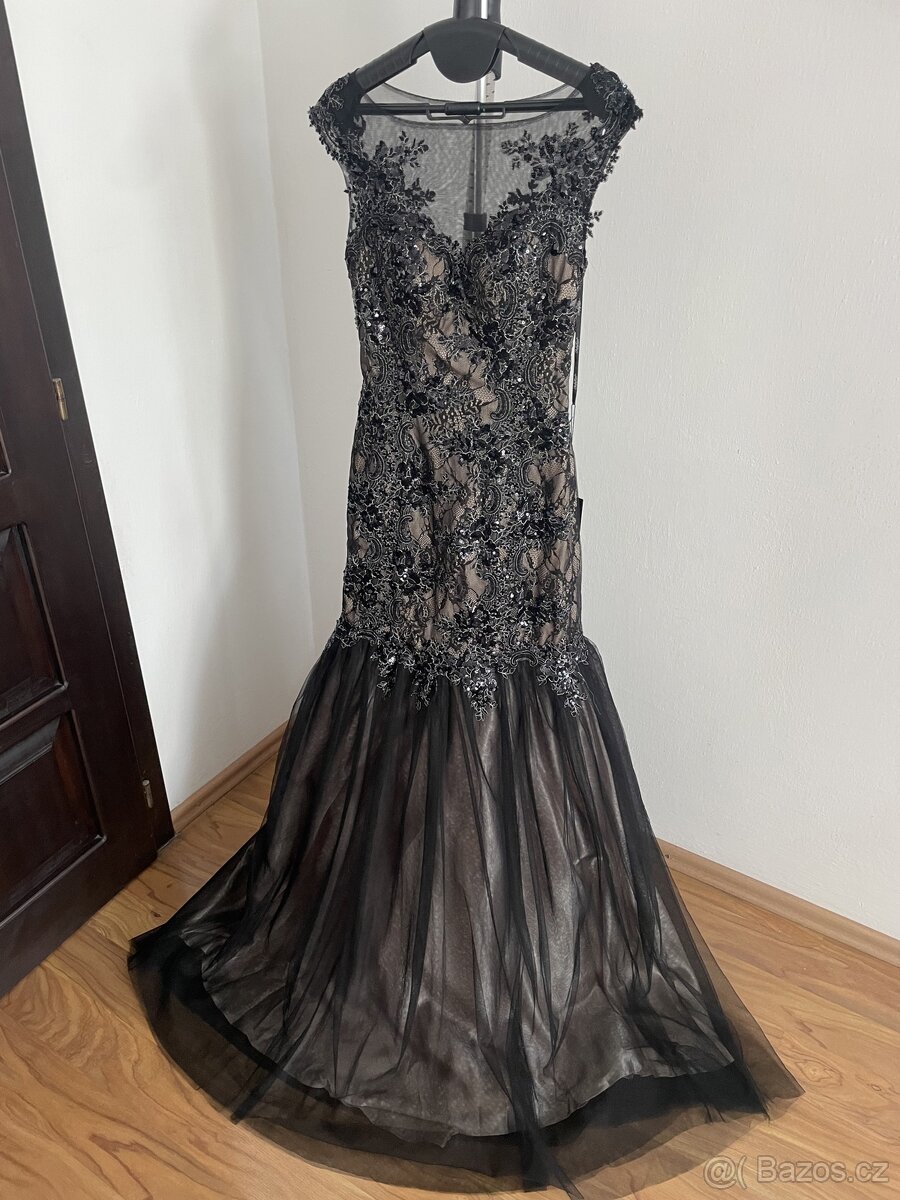 Dámské večerní šaty Apparel