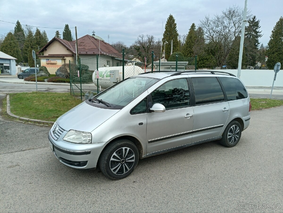 Volkswagen, Sharan 2.8i LPG VR6, 150kw, Sinc. 2008