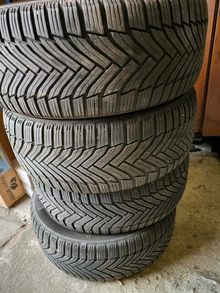 225/50 R17 Michelin Alpin 6 4x 5mm