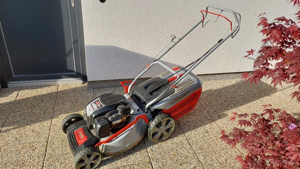 Benzínová sekačka AL-KO; porucha pojezdu