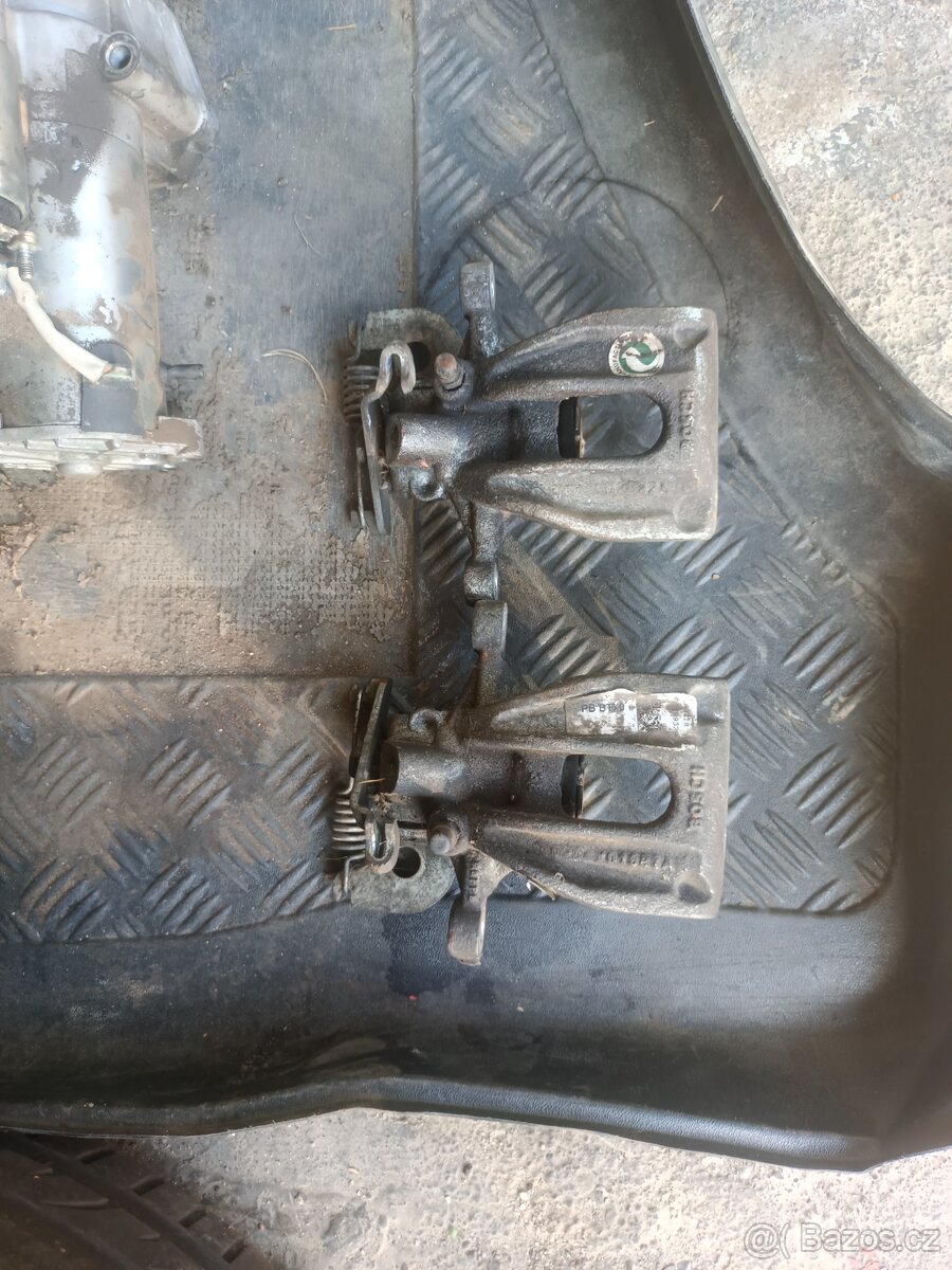 Zadní brzdiče Bosch Ford Mondeo mk3 combi r.v.03-07