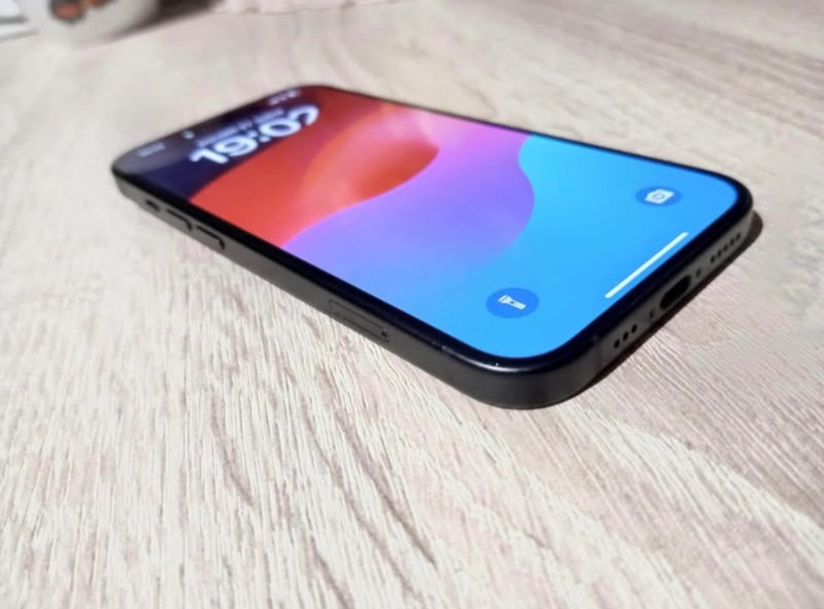 iPhone 15