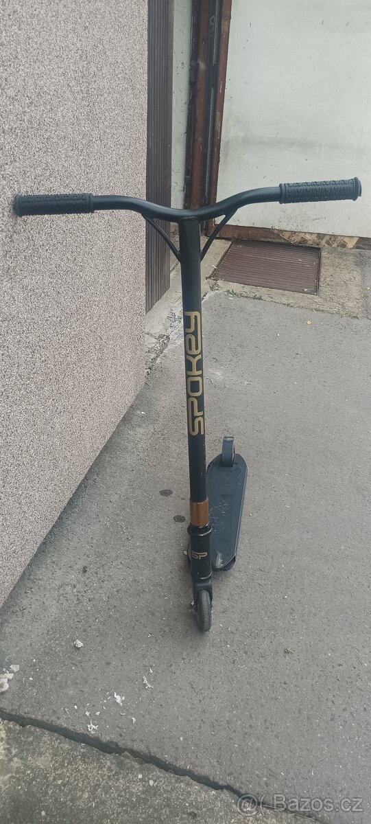Prodám dvě koloběžky