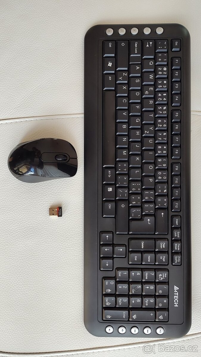 Set bezdrátové klávesnice a myši A4tech