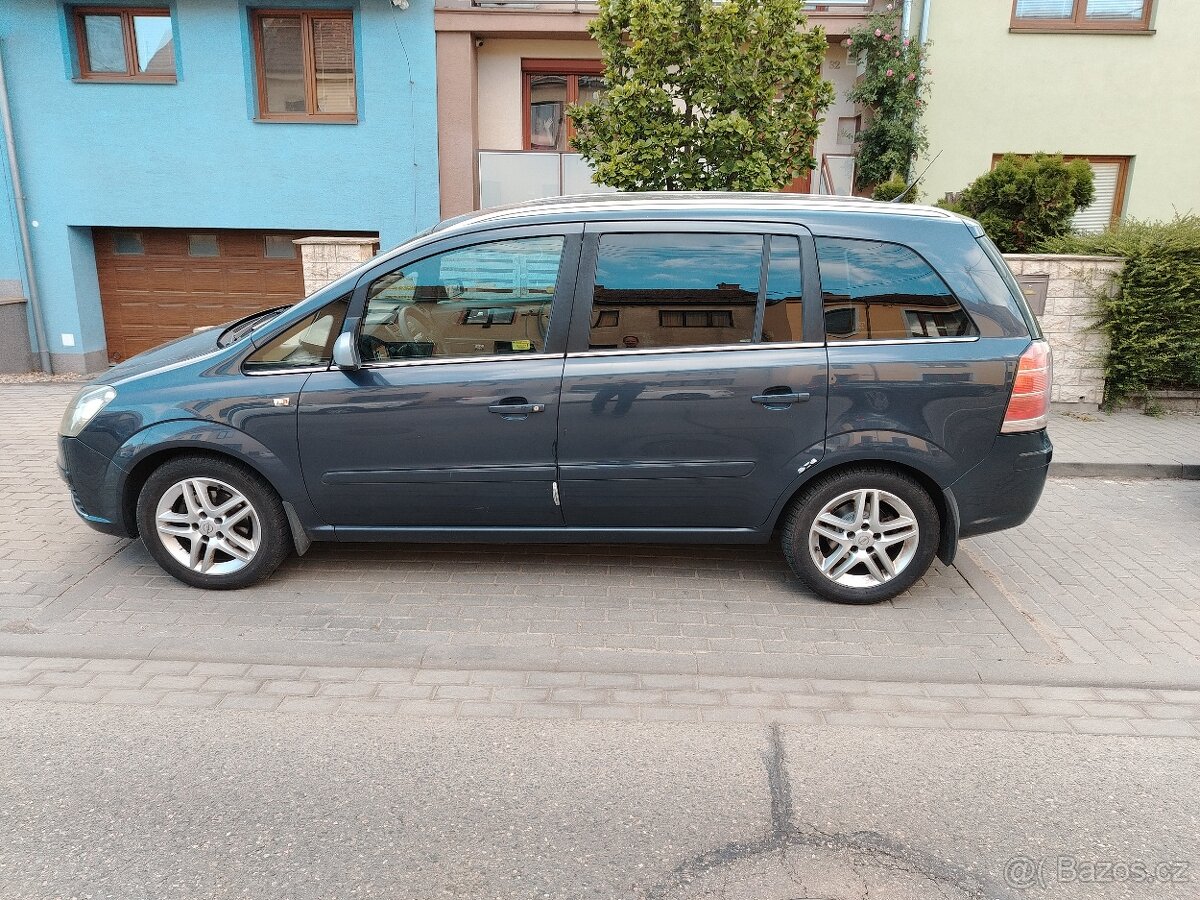 Opel Zafira 1.8 16V Enjoy
