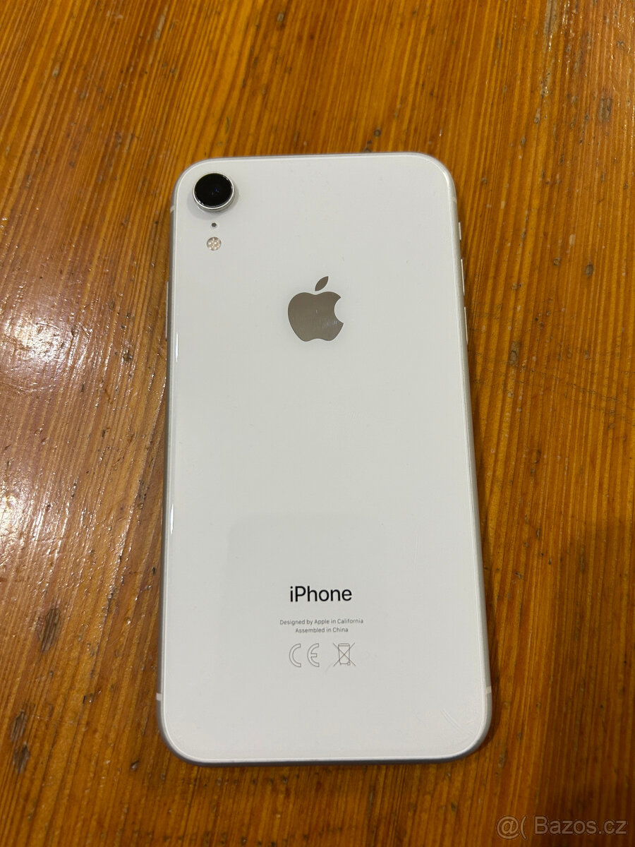 iPhone XR, 128GB - nejde FACE ID
