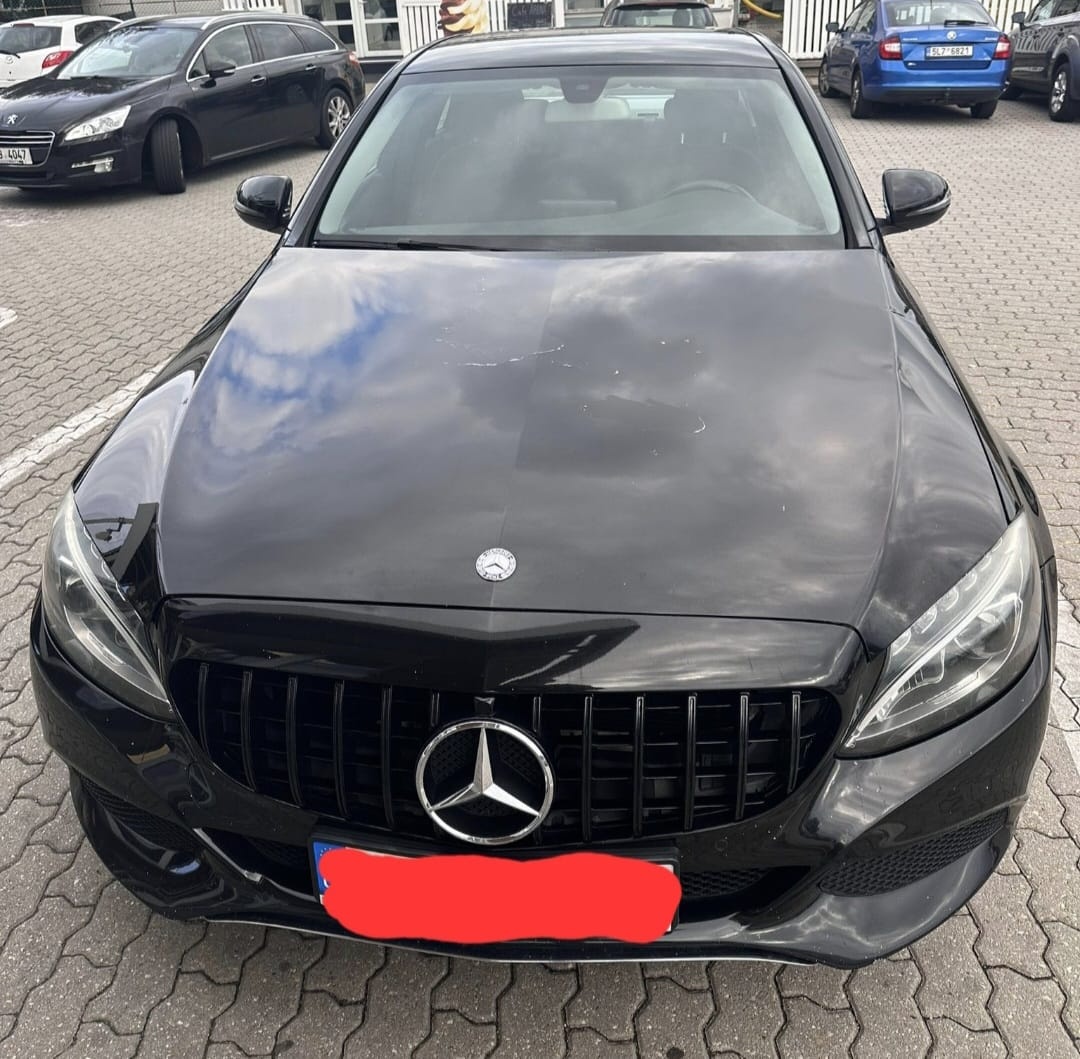 bez registru Mercedes C180d sedan automat LED AMG paket