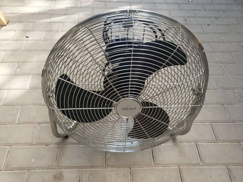 Podlahový ventilátor