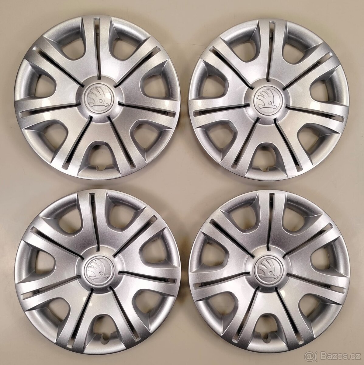 Poklice Škoda 14" 4ks - Nové, nepoužité
