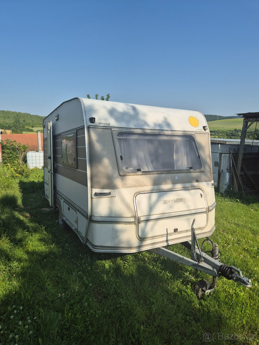 Karavan Hymer Eriba Nova C 390