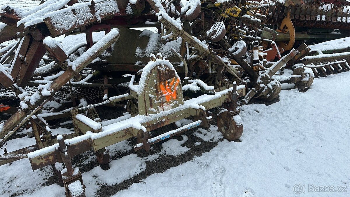 Plečka Fortschritt P437