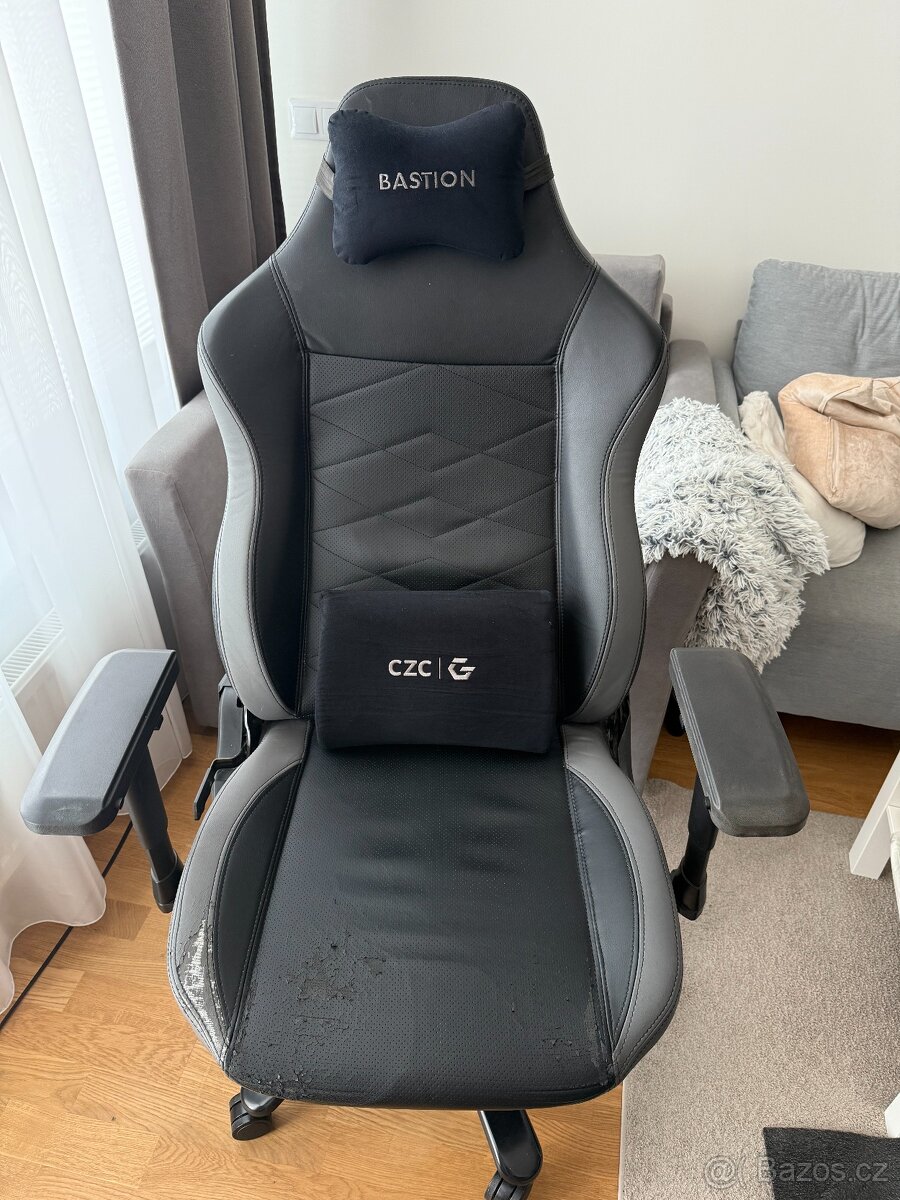 Prodám herní židli CZC Bastion