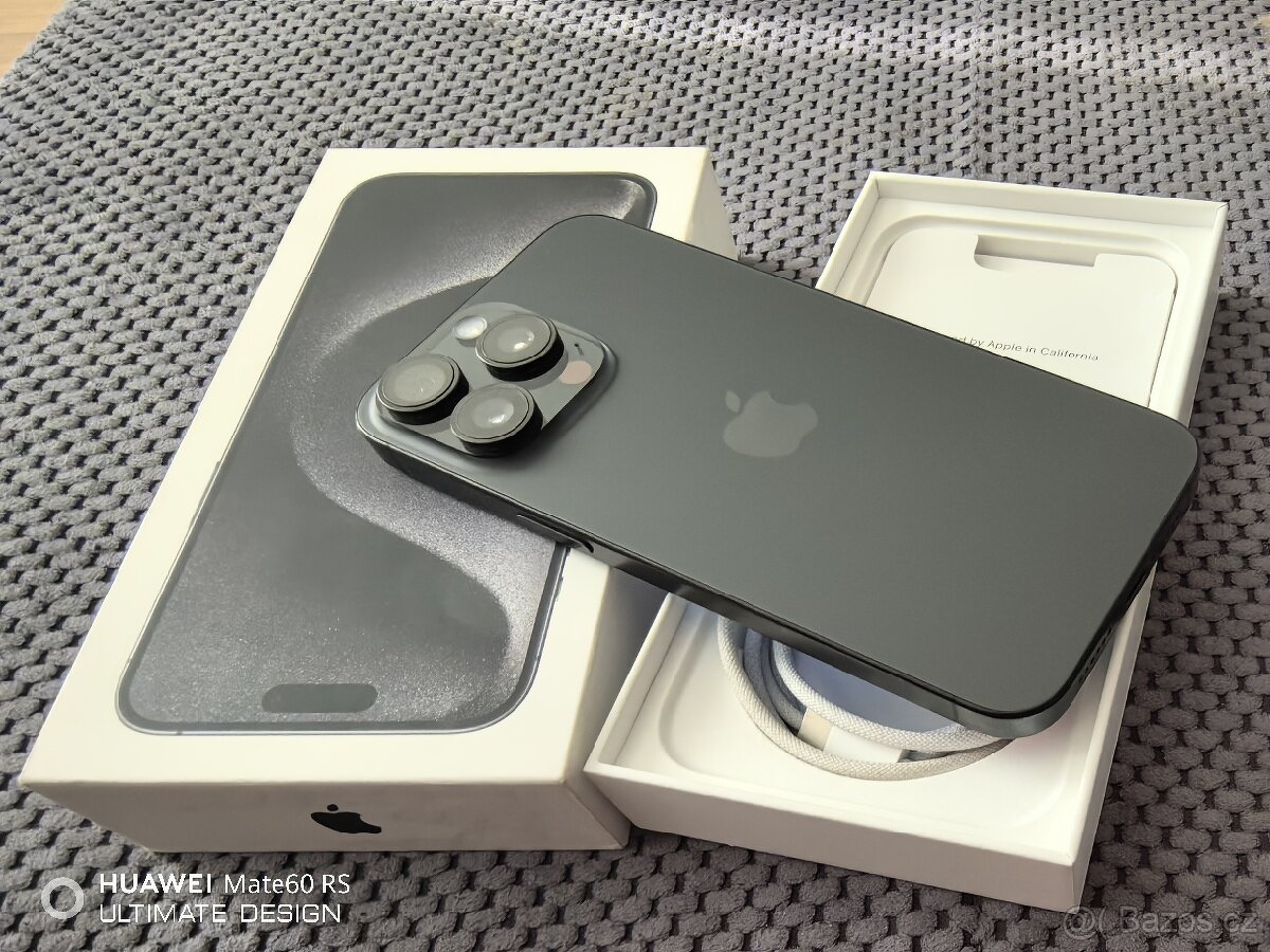 iPhone 15 Pro Max 256GB komplet balení